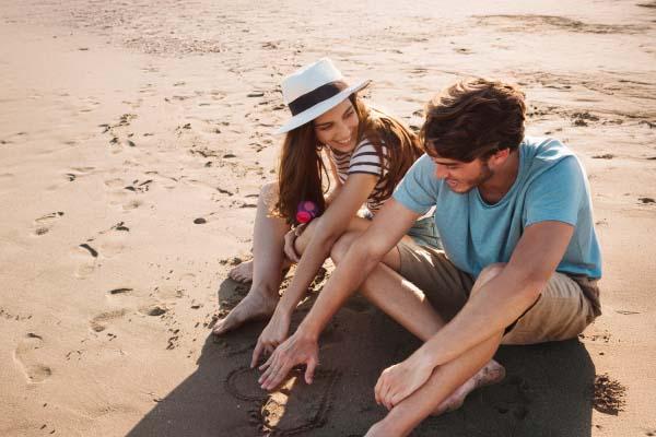 ¡CELEBRA SAN VALENTÍN VIAJANDO! Krystal Urban® Cancún & Beach Club ¡CELEBRA SAN VALENTÍN VIAJANDO! Krystal Urban® Cancún & Beach Club