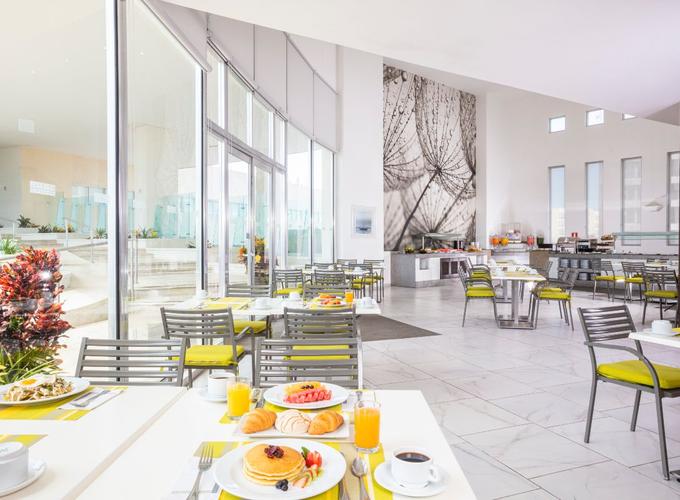 Aquamarina Krystal Urban® Cancún & Beach Club Aquamarina Krystal Urban® Cancún & Beach Club